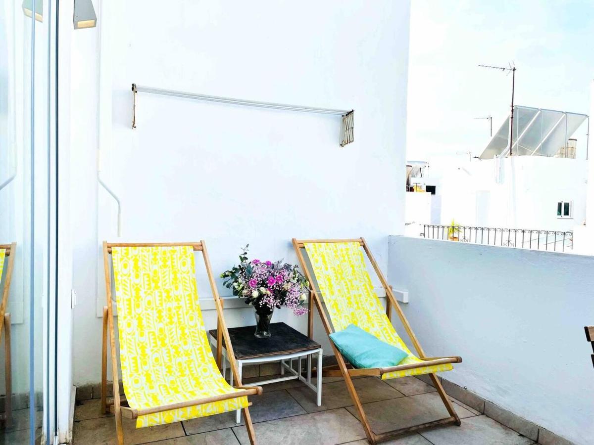 Apartamentos Alazul Jrj コニル・デ・ラ・フロンテラ エクステリア 写真