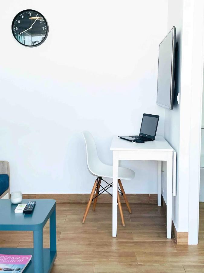 Apartamentos Alazul Jrj コニル・デ・ラ・フロンテラ エクステリア 写真