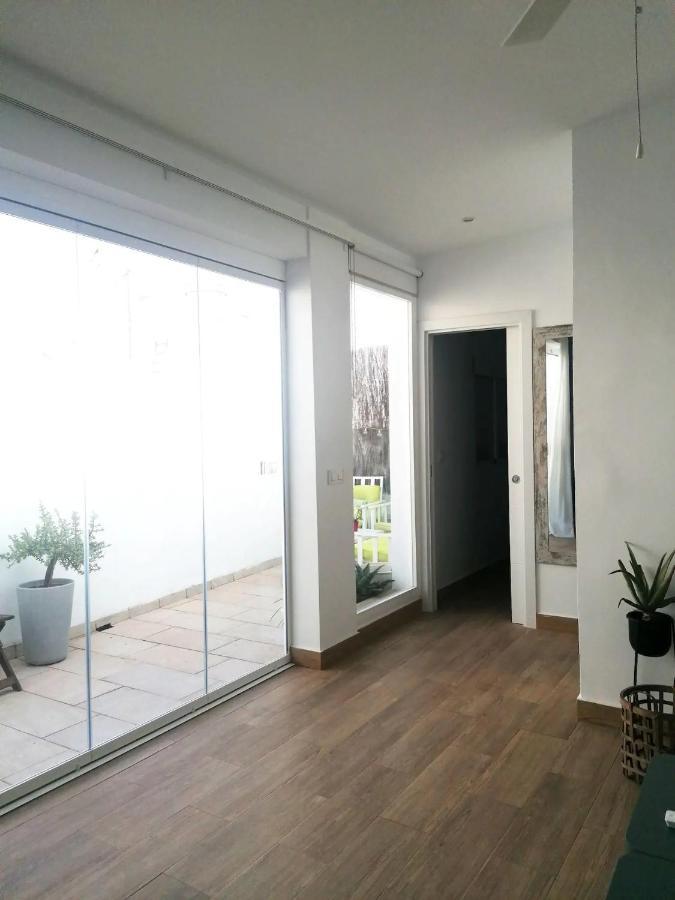 Apartamentos Alazul Jrj コニル・デ・ラ・フロンテラ エクステリア 写真