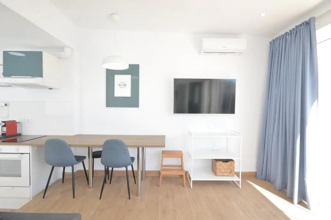 Apartamentos Alazul Jrj コニル・デ・ラ・フロンテラ エクステリア 写真