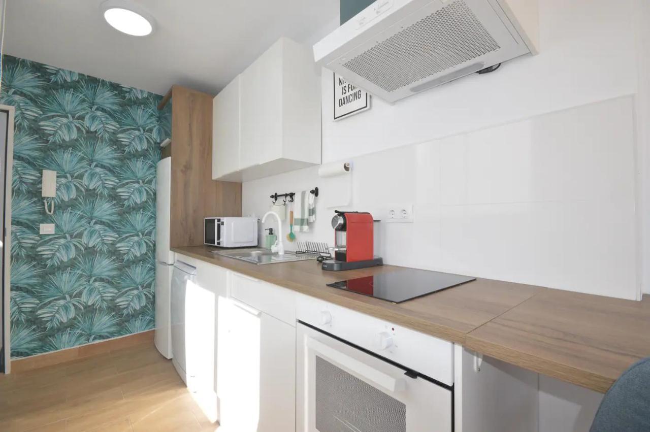 Apartamentos Alazul Jrj コニル・デ・ラ・フロンテラ エクステリア 写真