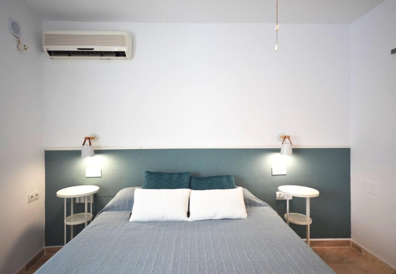 Apartamentos Alazul Jrj コニル・デ・ラ・フロンテラ エクステリア 写真