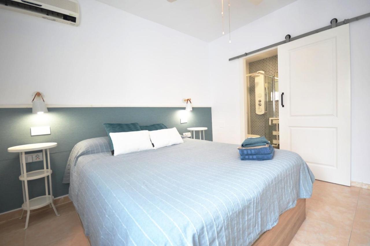 Apartamentos Alazul Jrj コニル・デ・ラ・フロンテラ エクステリア 写真