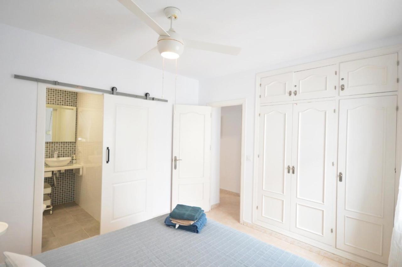 Apartamentos Alazul Jrj コニル・デ・ラ・フロンテラ エクステリア 写真