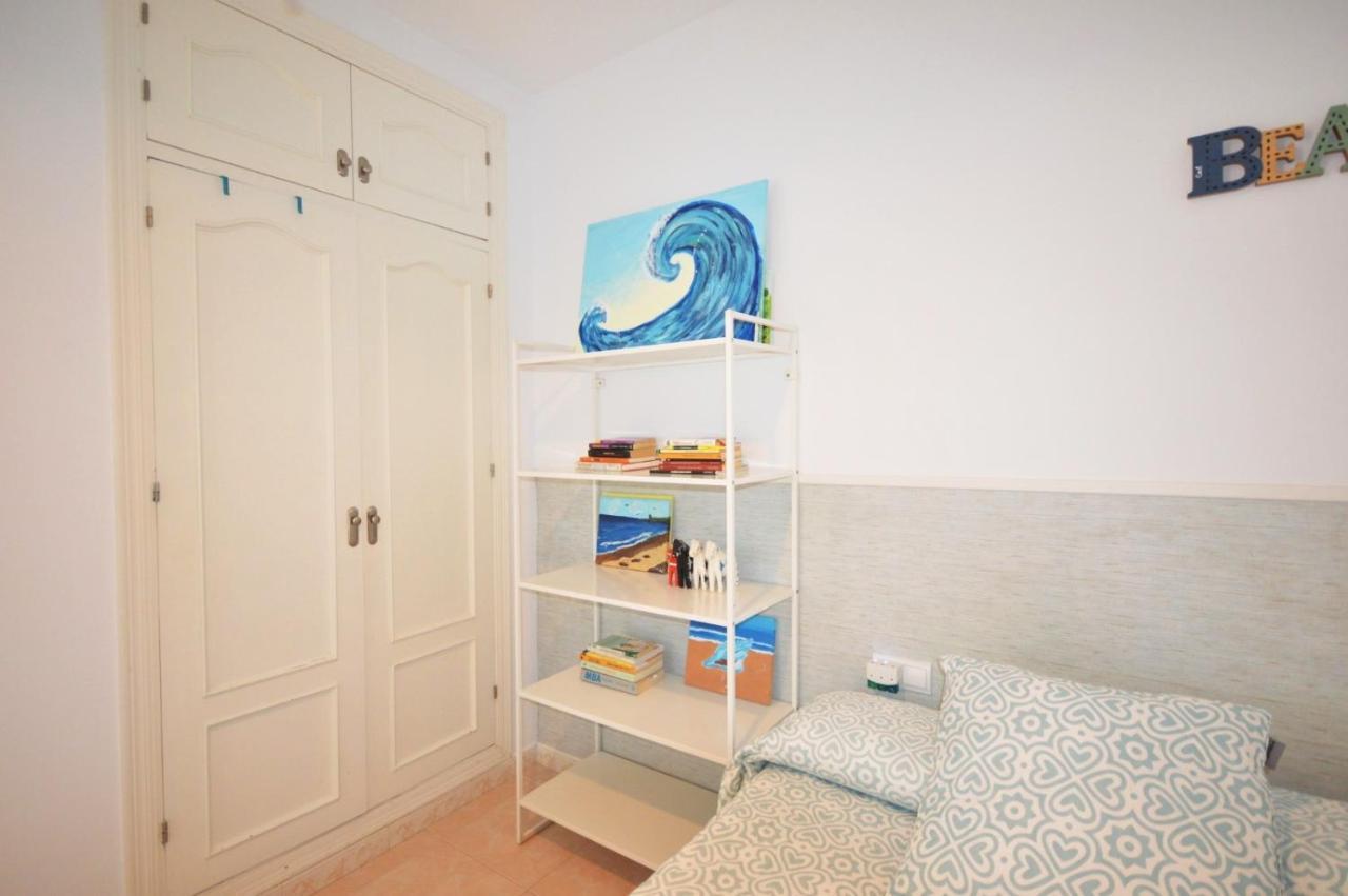 Apartamentos Alazul Jrj コニル・デ・ラ・フロンテラ エクステリア 写真