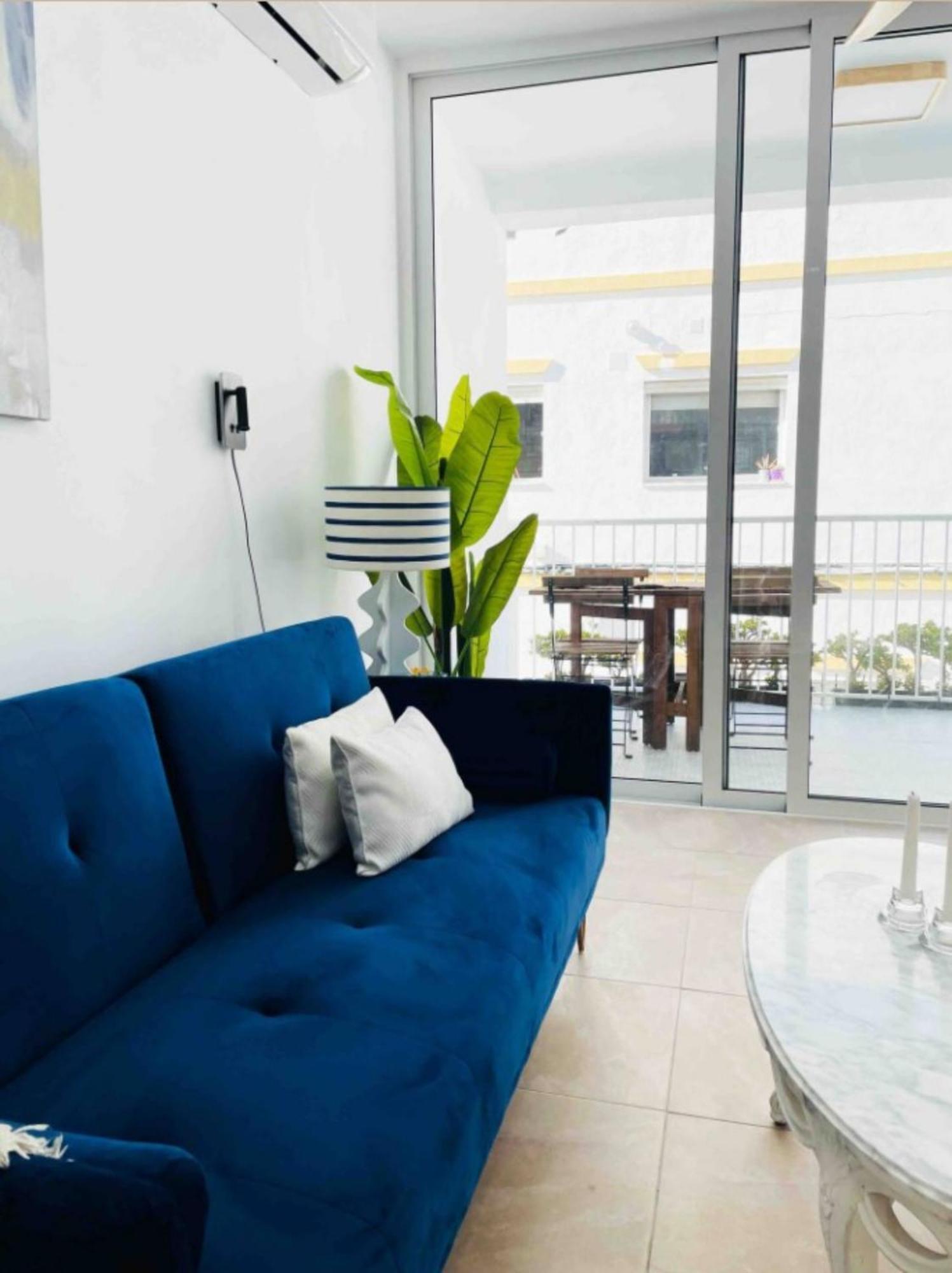 Apartamentos Alazul Jrj コニル・デ・ラ・フロンテラ エクステリア 写真