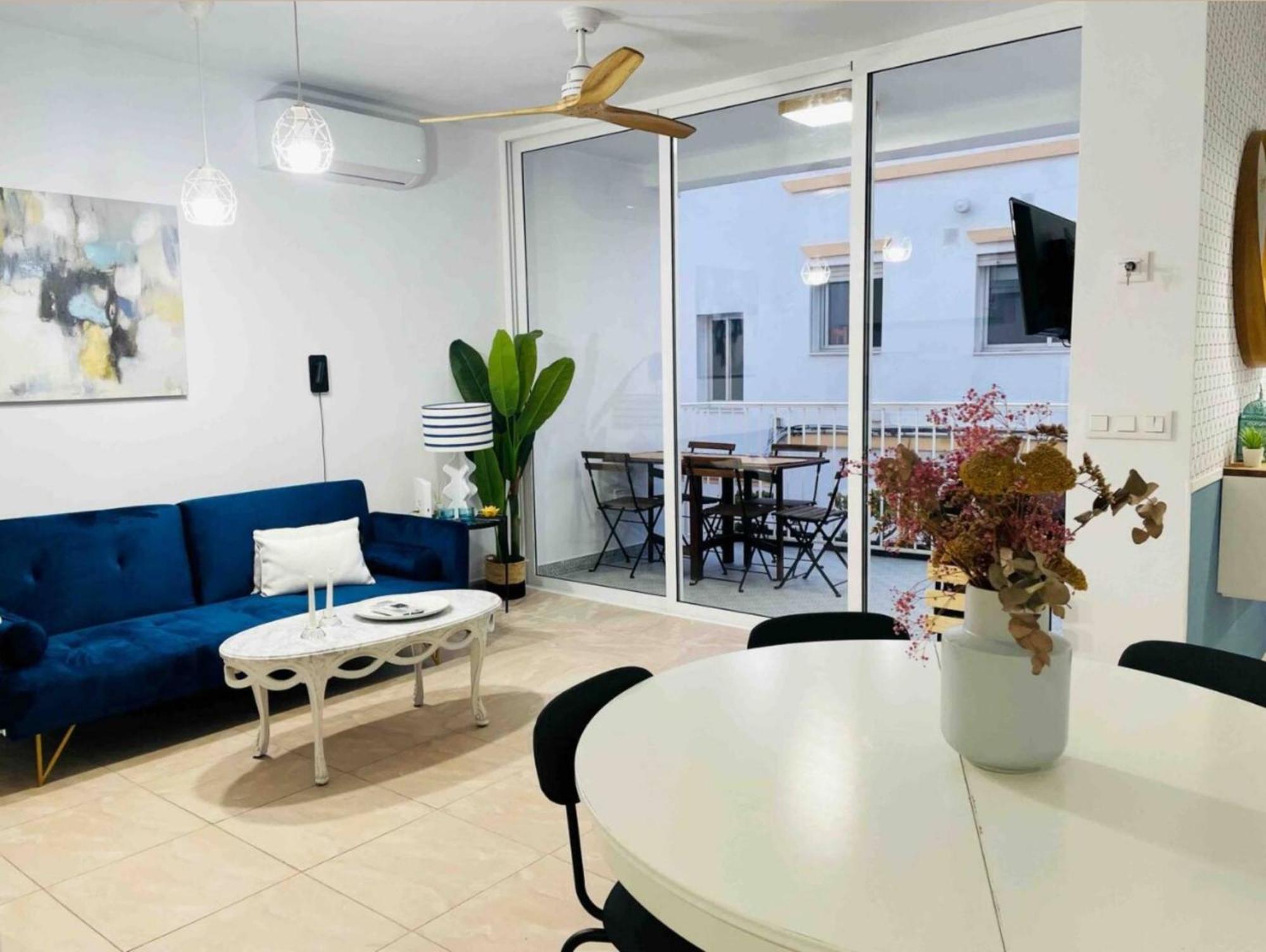 Apartamentos Alazul Jrj コニル・デ・ラ・フロンテラ エクステリア 写真